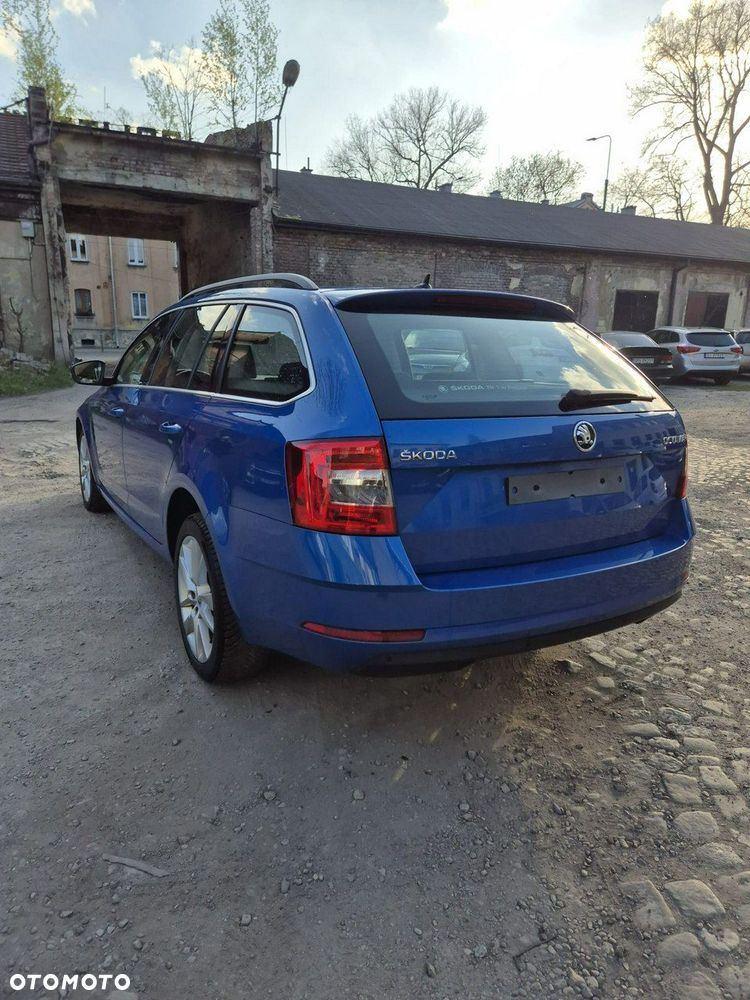 Skoda Octavia 2.0 TDI Style - 13