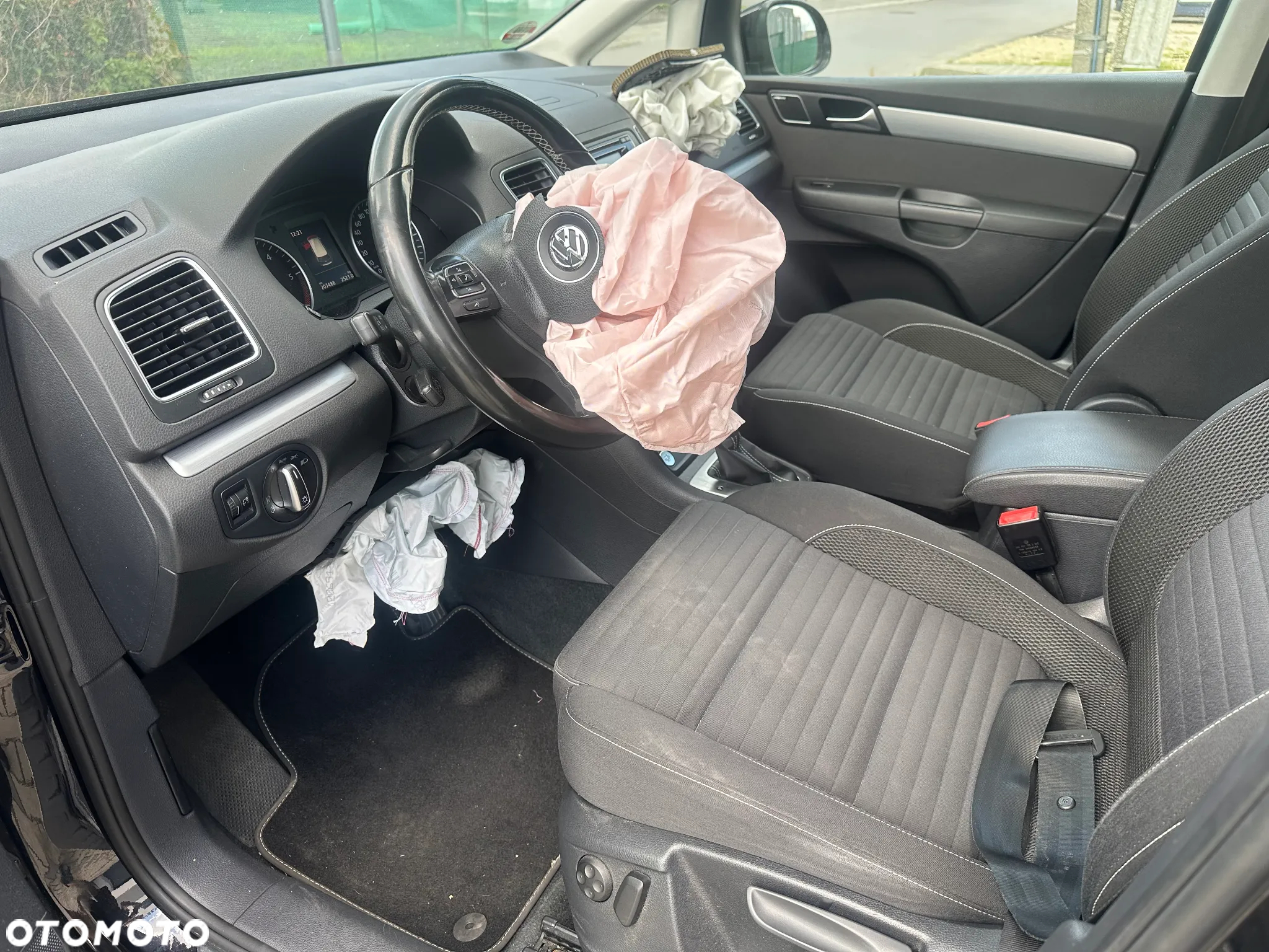 Volkswagen Sharan 2.0 TDI DSG BlueMotion Technology Cup - 17
