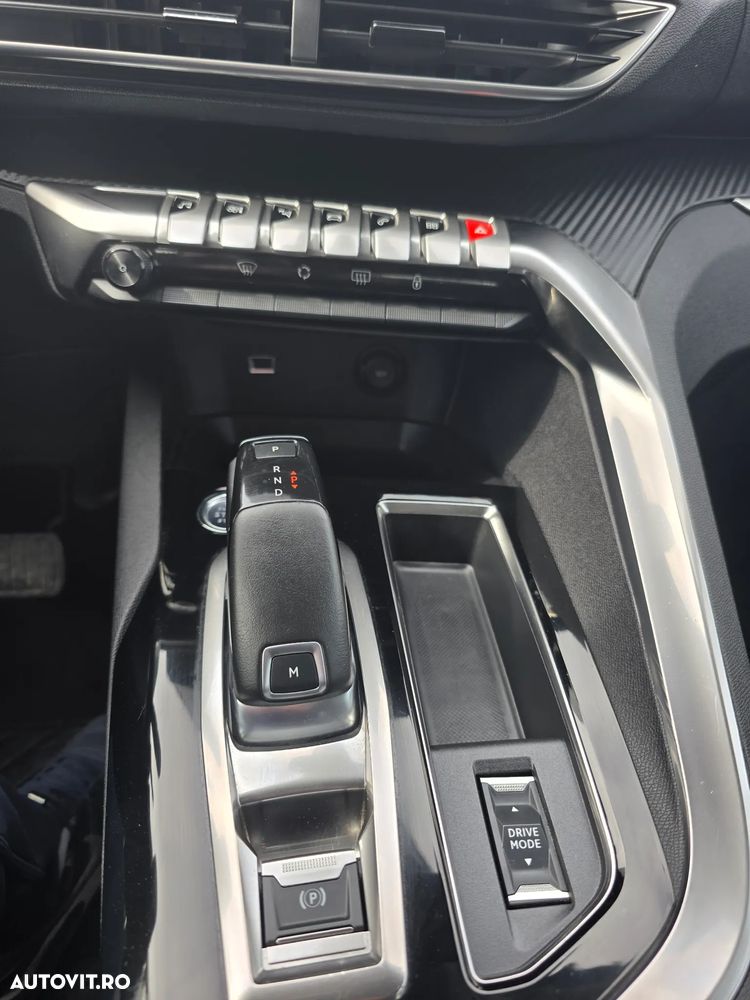 Peugeot 3008 BlueHDi 130 Stop & Start EAT8 Active Business-Paket - 30