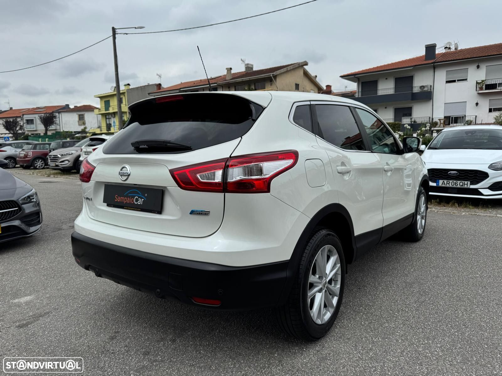 Nissan Qashqai 1.5 dCi N-Connecta - 4