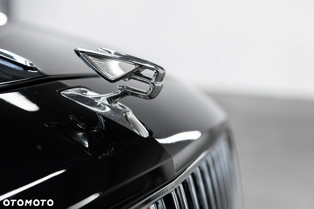 Bentley Flying Spur - 16