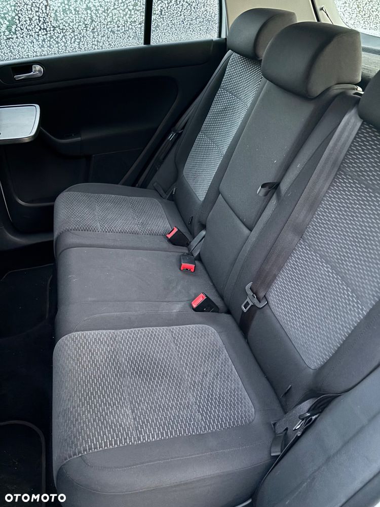 Volkswagen Golf Plus 1.6 TDI DPF Highline - 13