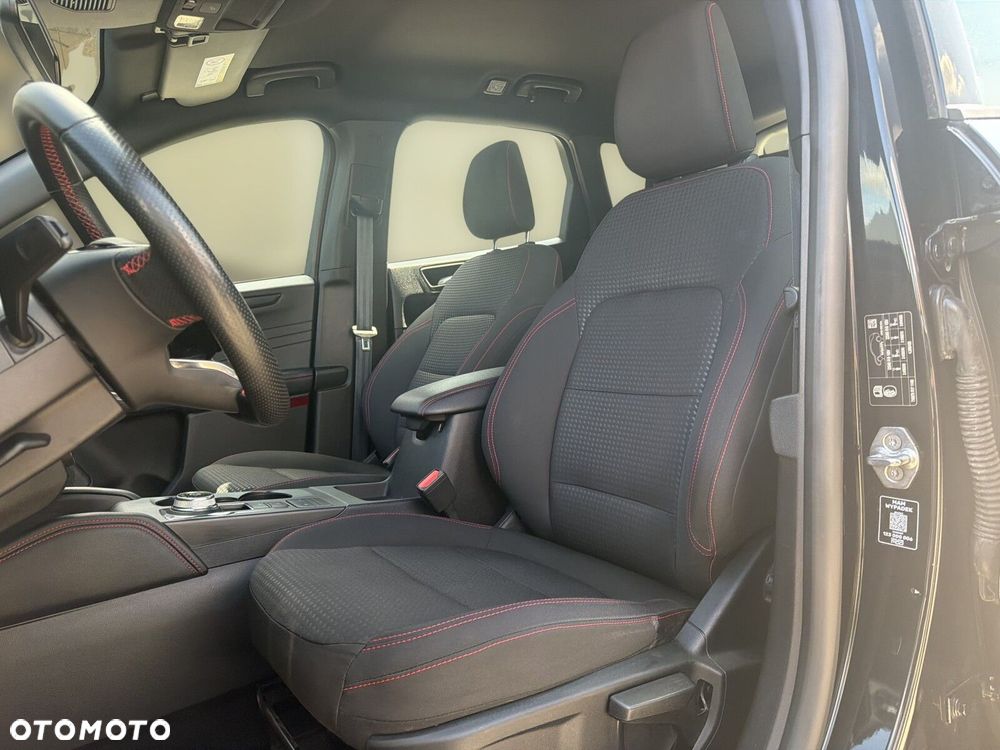 Ford Kuga - 11