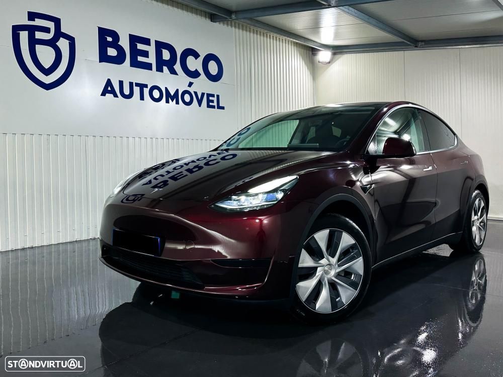 Tesla Model Y Standard - 2