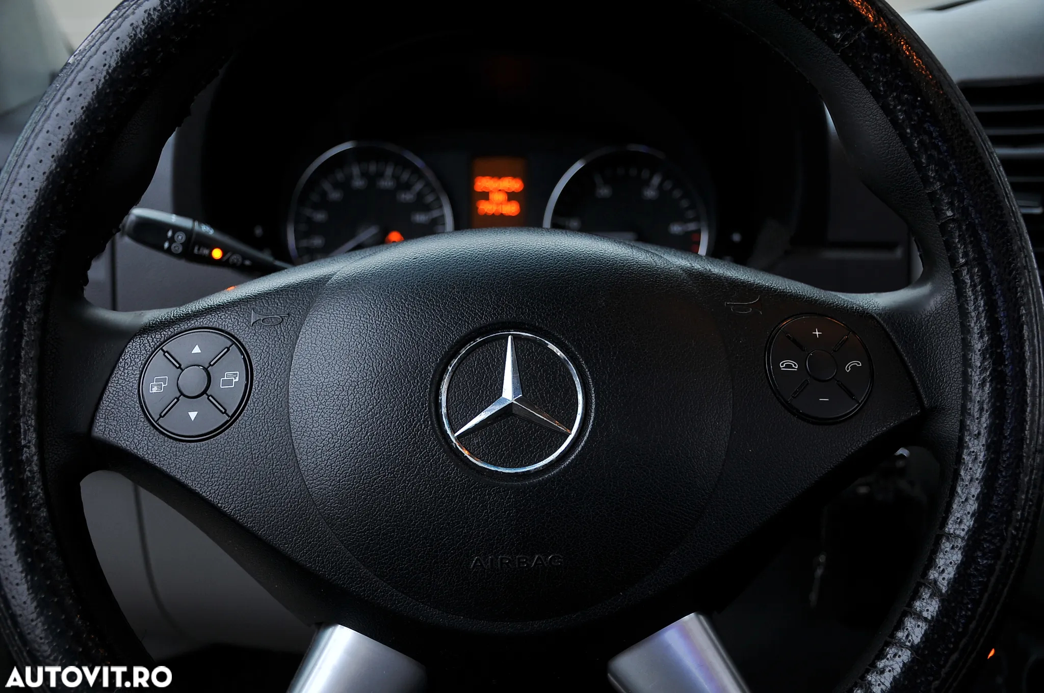 Mercedes-Benz Sprinter 319 CDI (BlueTec) 906.231 7G-TRONIC Plus - 30