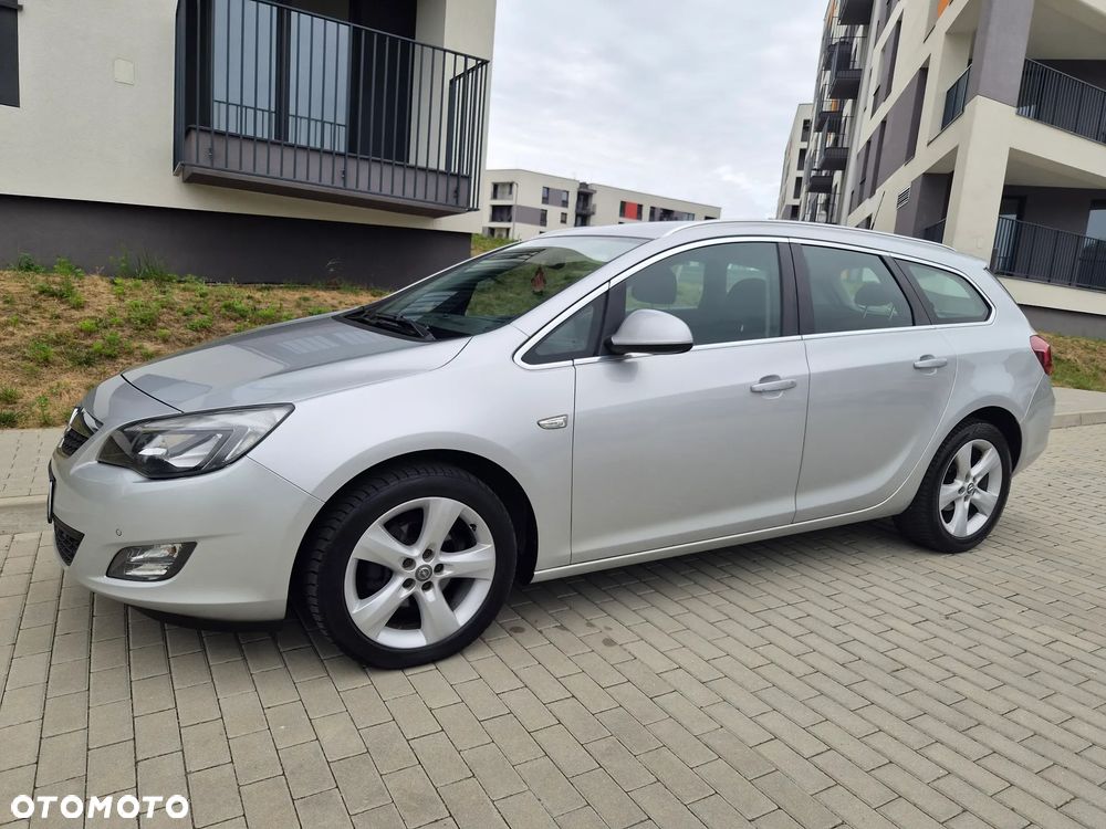 Opel Astra - 11