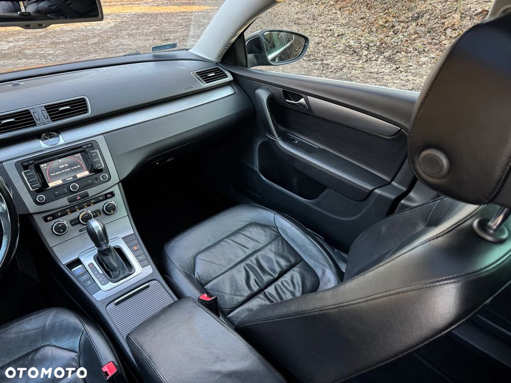 Volkswagen Passat - 7