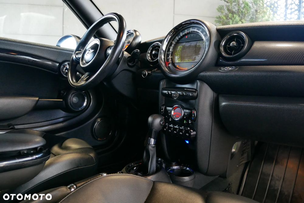 MINI Cooper S Standard - 24