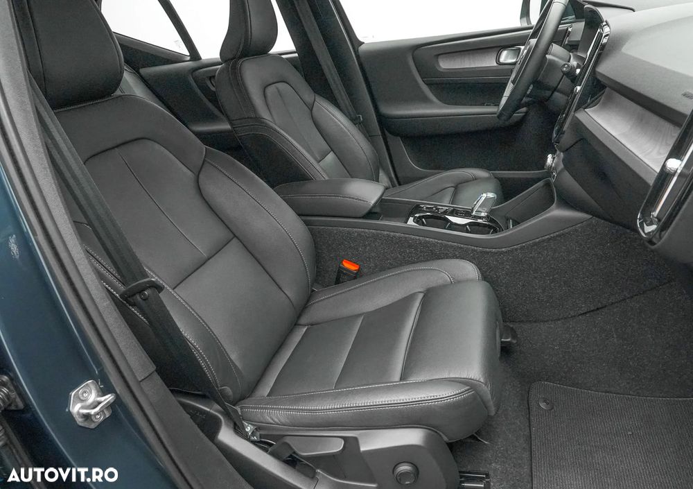 Volvo XC 40 Recharge T4 Twin Engine AT7 Inscription Expression - 15