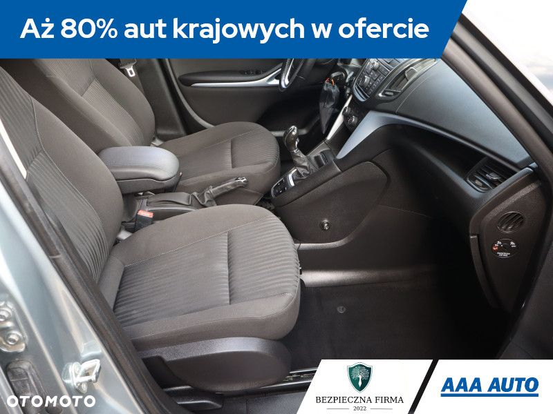 Opel Zafira - 10