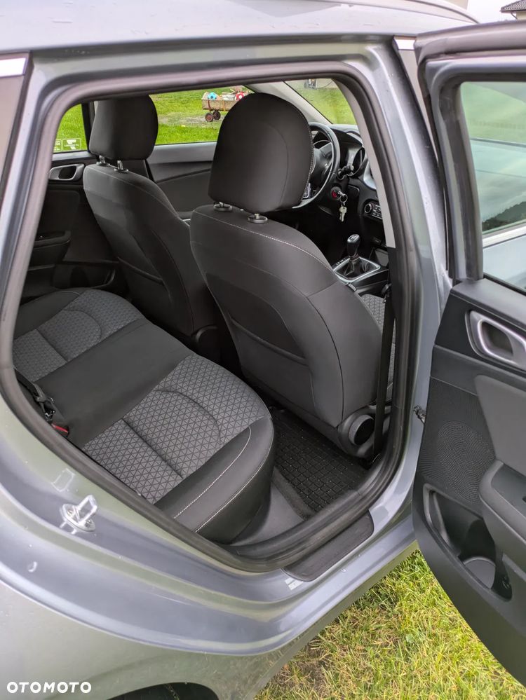Kia Ceed 1.5 T-GDI M - 5