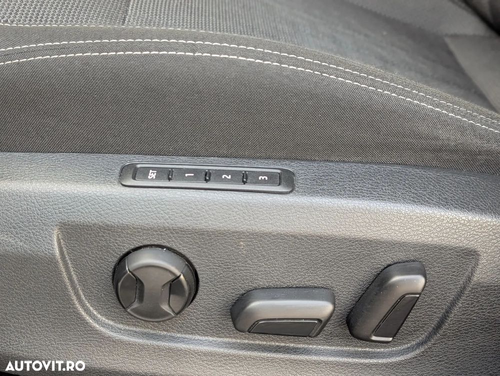 Skoda Superb 2.0 TDI DSG 4X4 Style - 17