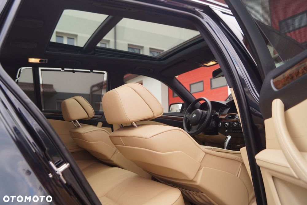 BMW Seria 5 525d Edition Sport - 35