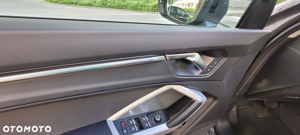 Audi Q3 Sportback 35 TFSI mHEV S tronic - 14
