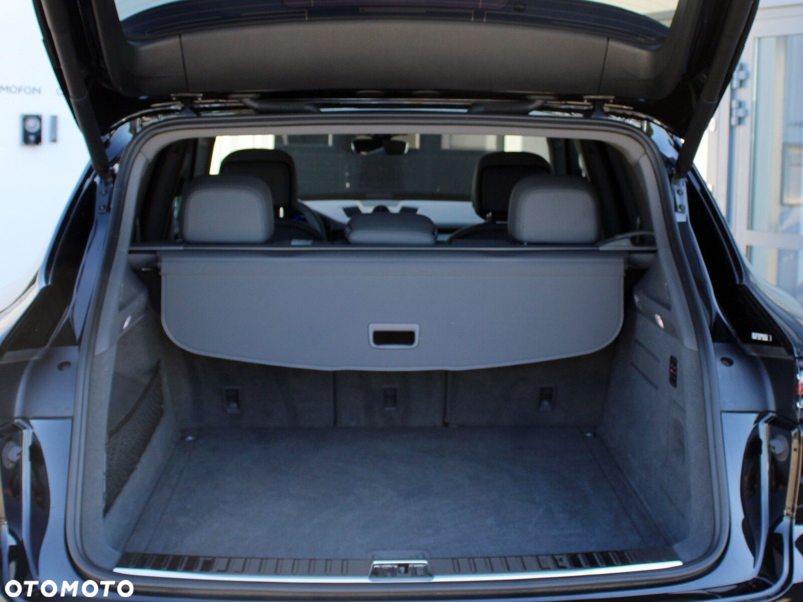 Porsche Cayenne Platinum Edition - 8