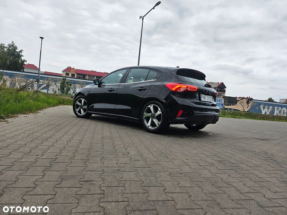 Ford Focus 1.0 EcoBoost Hybrid TITANIUM STYLE - 6