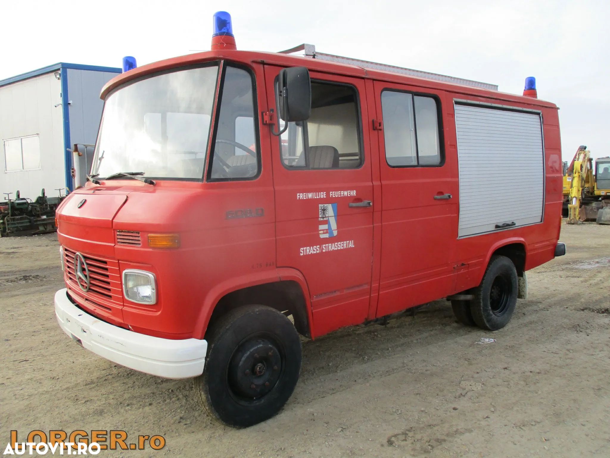 Mercedes-Benz Masina de pompieri Mercedes 608D - 1
