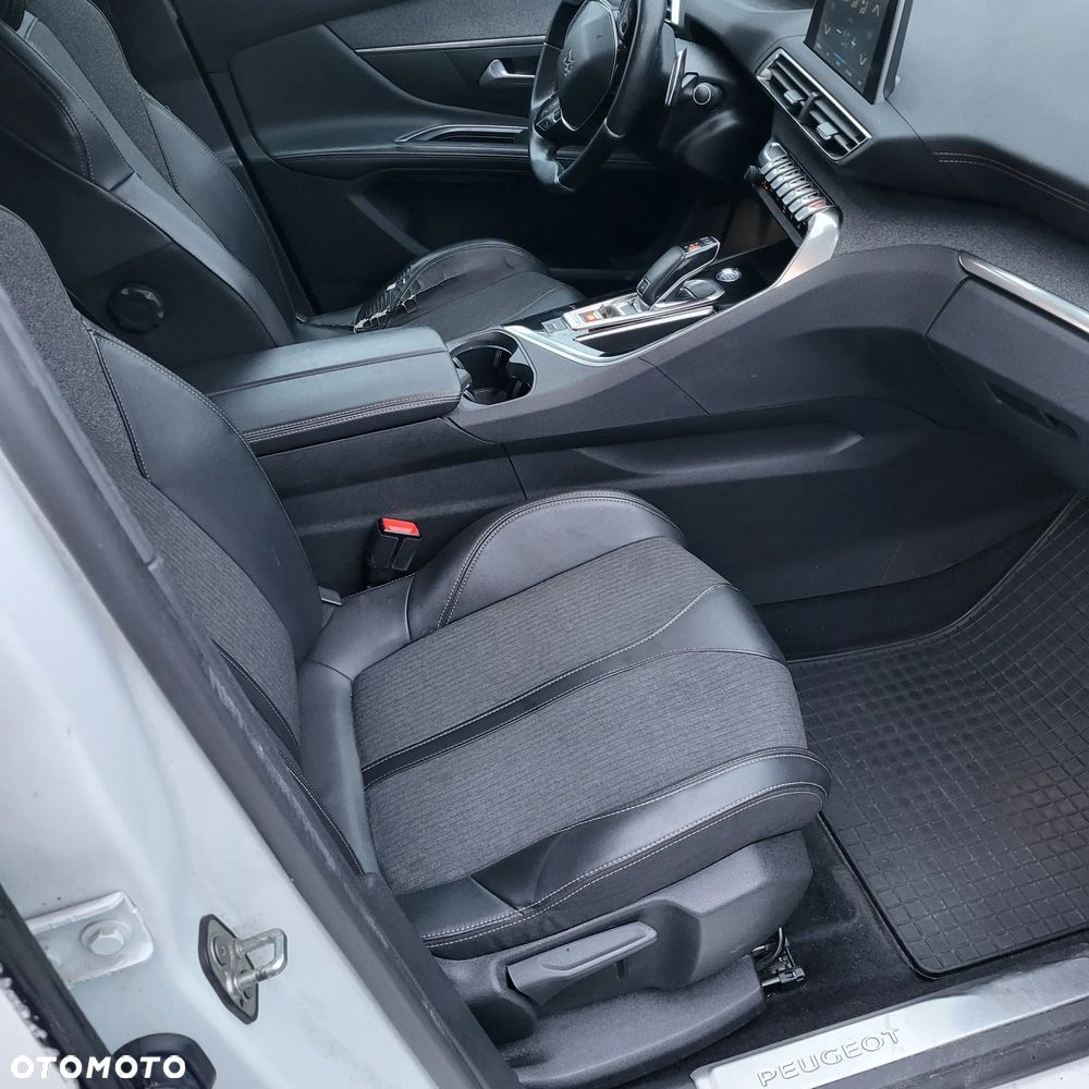 Peugeot 5008 BlueHDi 130 EAT8 GT - 3