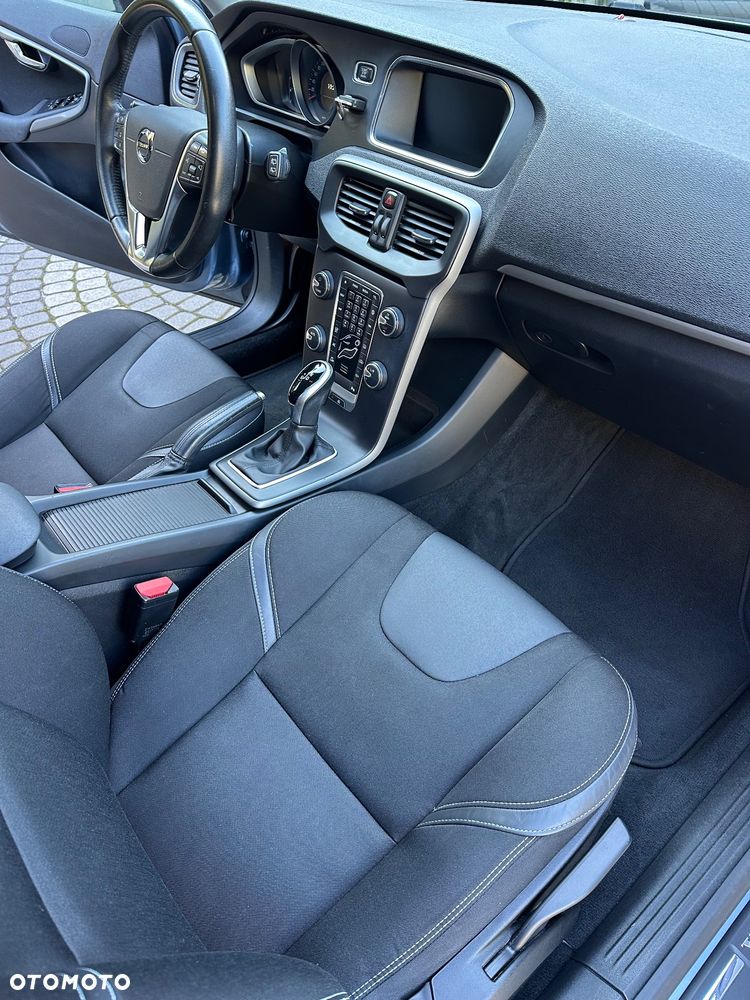 Volvo V40 D3 Drive-E Momentum - 5