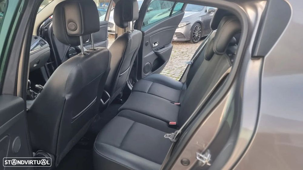 Renault Mégane ENERGY dCi 110 LIMITED - 10