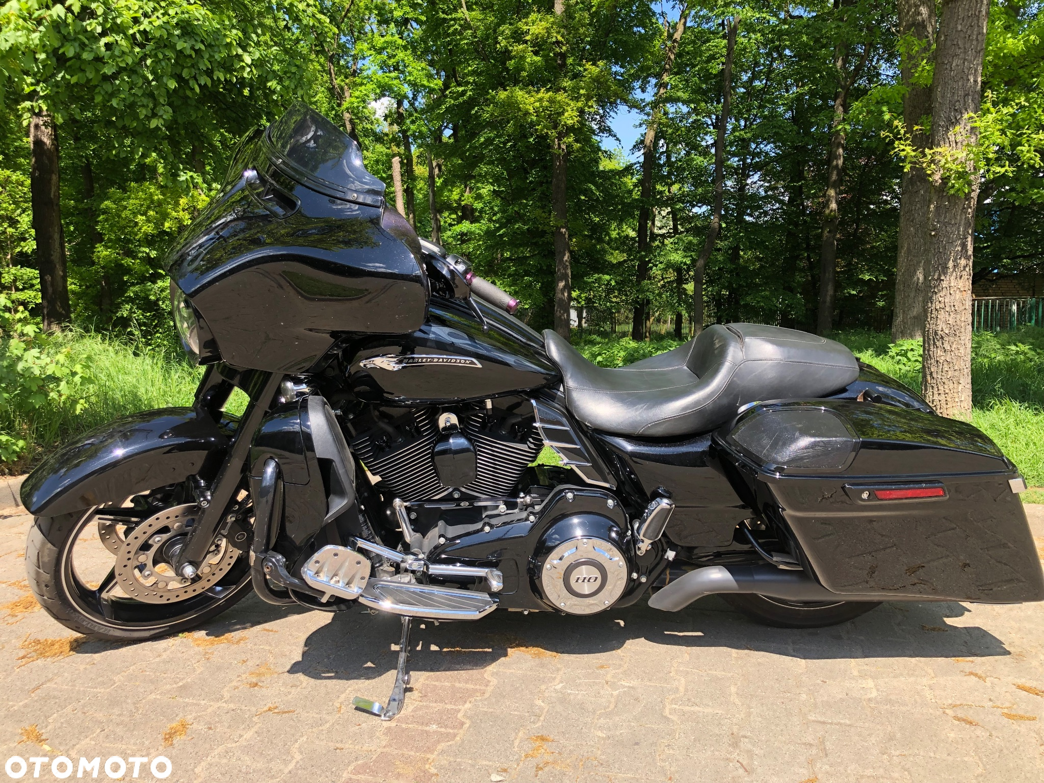 Harley-Davidson CVO Street Glide - 11