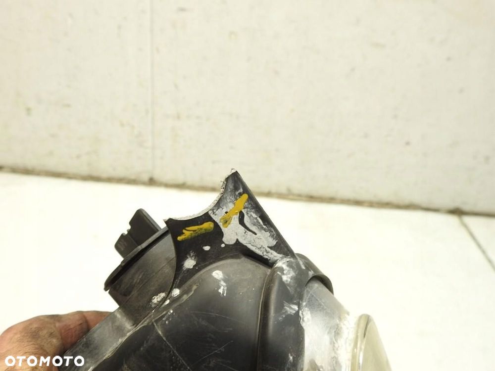 LAMPA PRAWY PRZÓD XENON PEUGEOT 607 9654670880 - 3