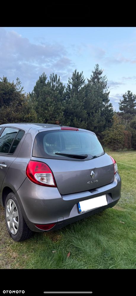 Renault Clio 1.2 16V Alize - 4