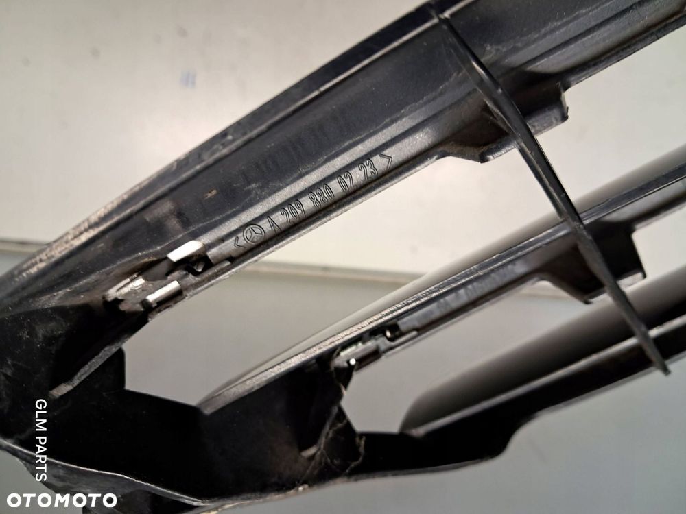 mercedes-benz clk w209 lift atrapa grill zderzaka przedniego a2098800223 - 14