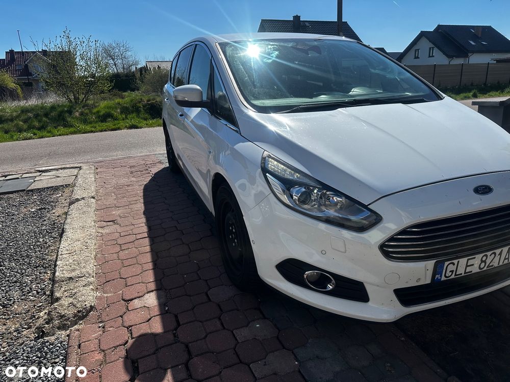 Ford S-Max 2.0 TDCi Titanium PowerShift - 1