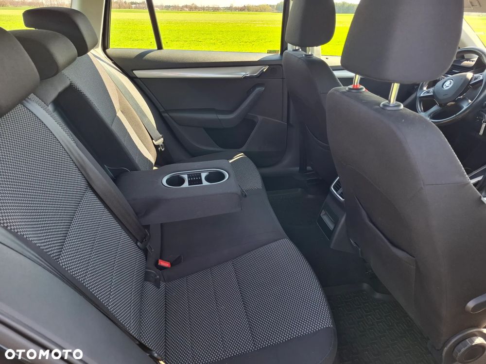 Skoda Octavia 1.6 TDI Active - 6