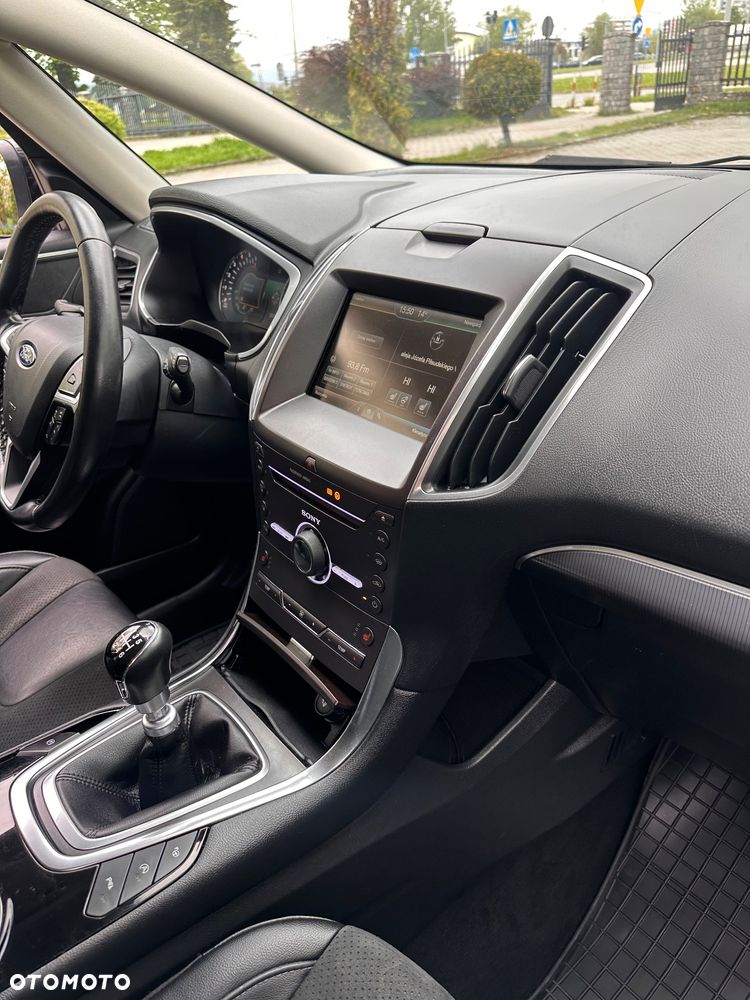 Ford S-Max 2.0 EcoBlue 4WD Titanium - 29