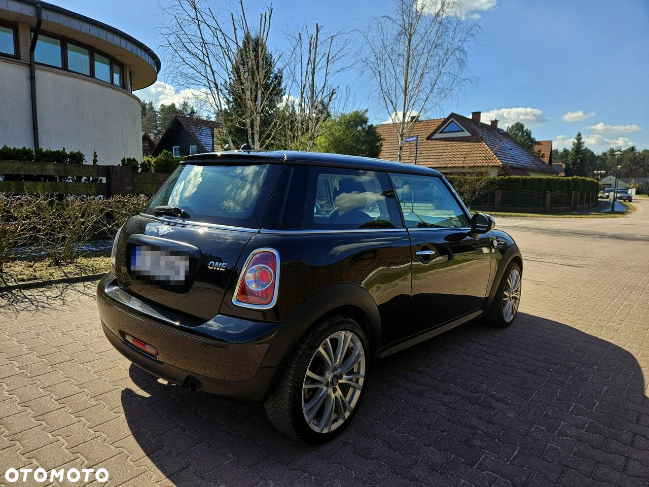 MINI ONE Standard - 3