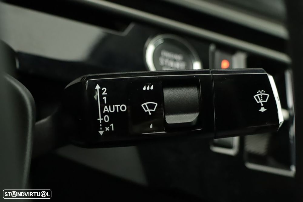 Peugeot 3008 1.2 Hybrid Allure e-DCS6 - 17