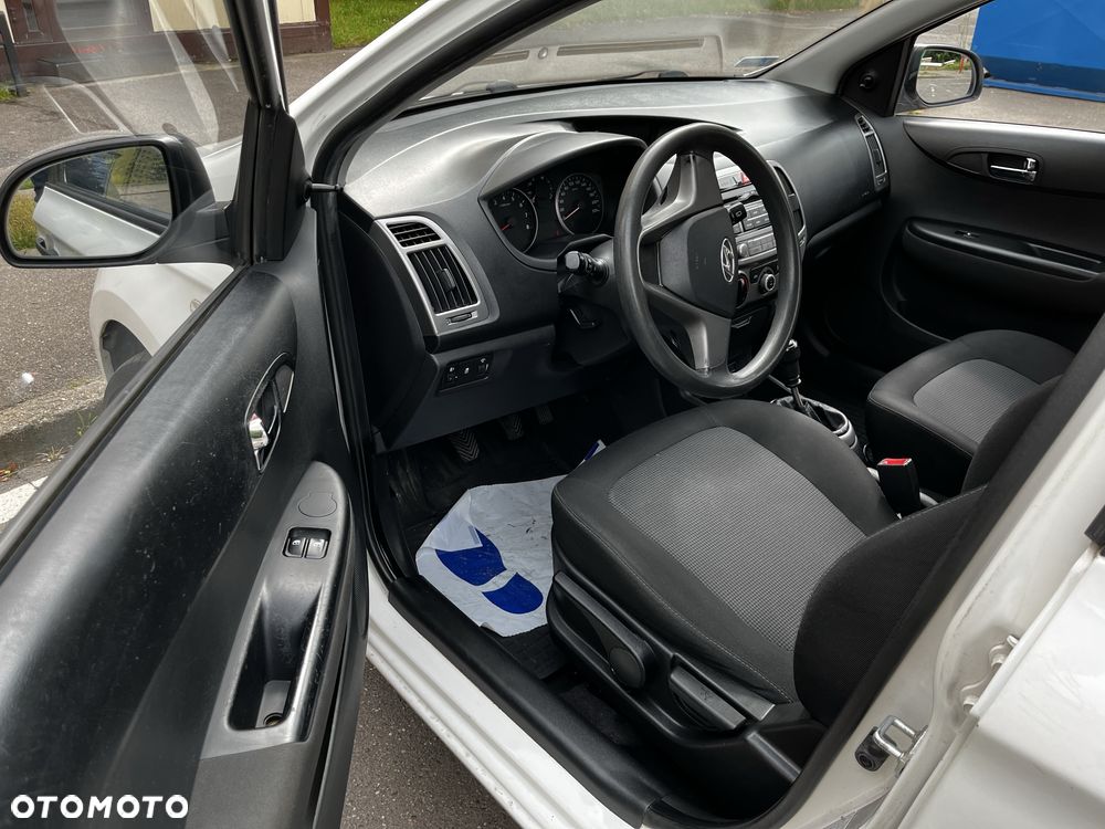 Hyundai i20 - 8