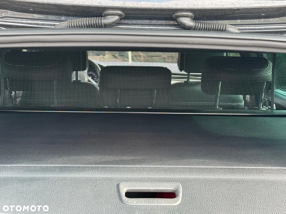 Volkswagen Passat - 15