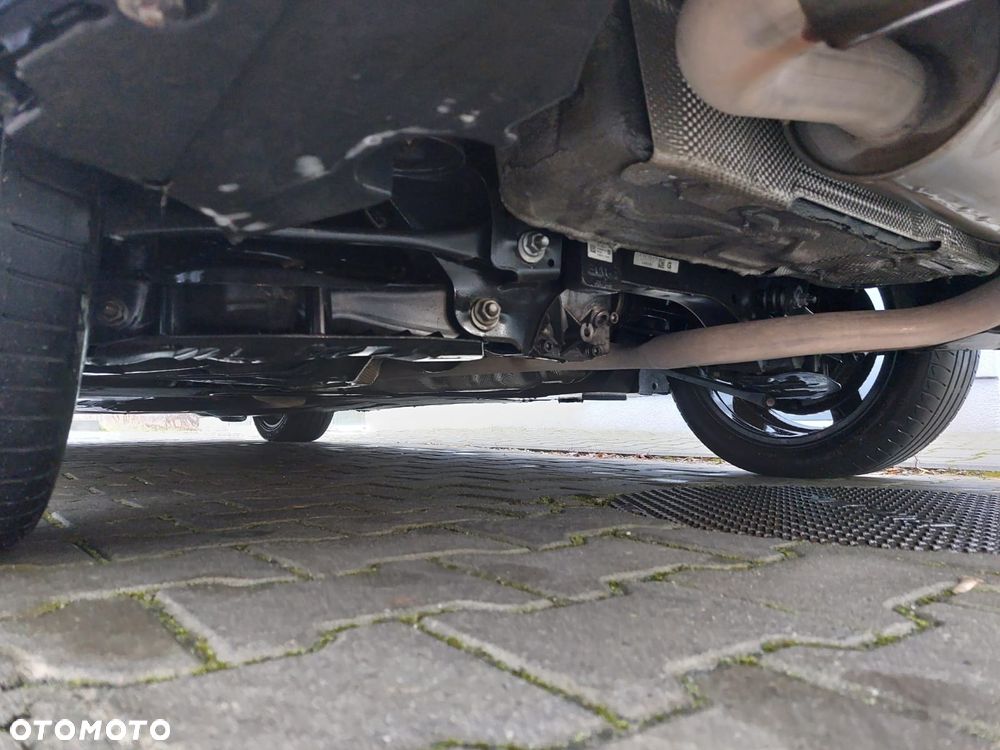 BMW Seria 1 118d Sport Line - 15