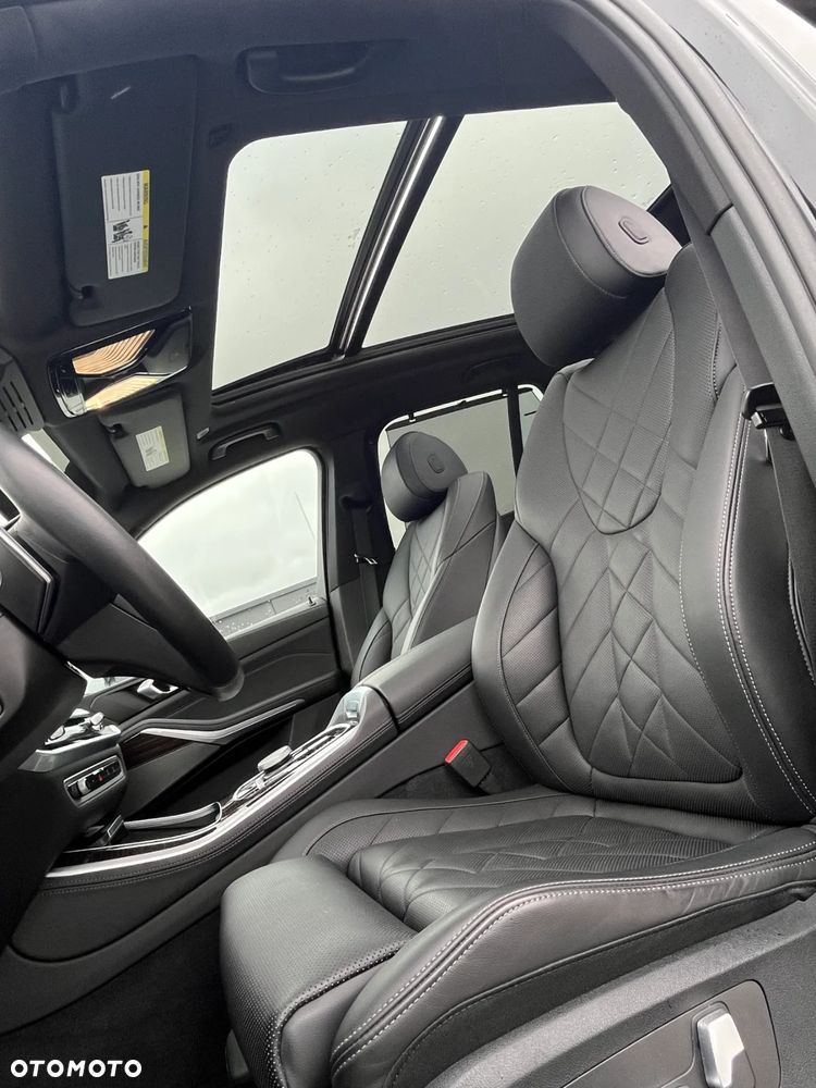 BMW X5 xDrive40i - 16