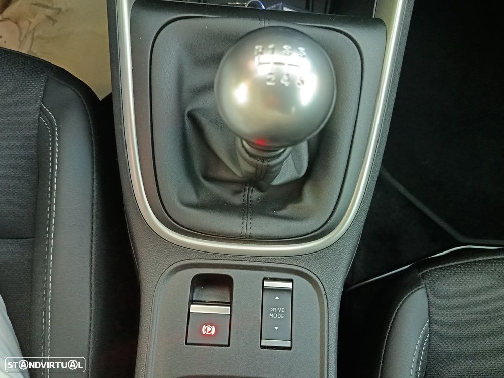 Jeep Avenger 1.2 GSE T3 Summit - 17