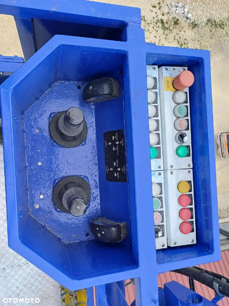 Mercedes-Benz Wumag WS / WT 320  6x4 - 9