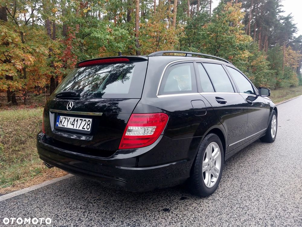 Mercedes-Benz C-Class 2012 photo 3