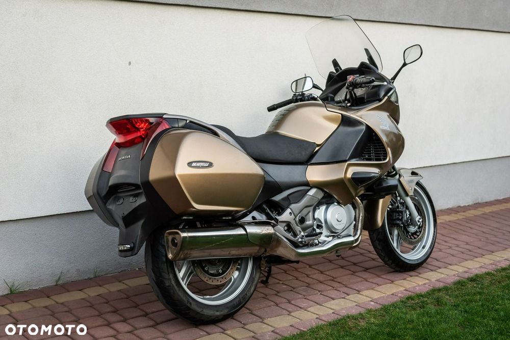 Honda NTV - 4