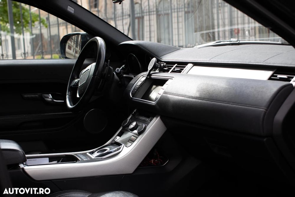 Land Rover Range Rover Evoque - 30