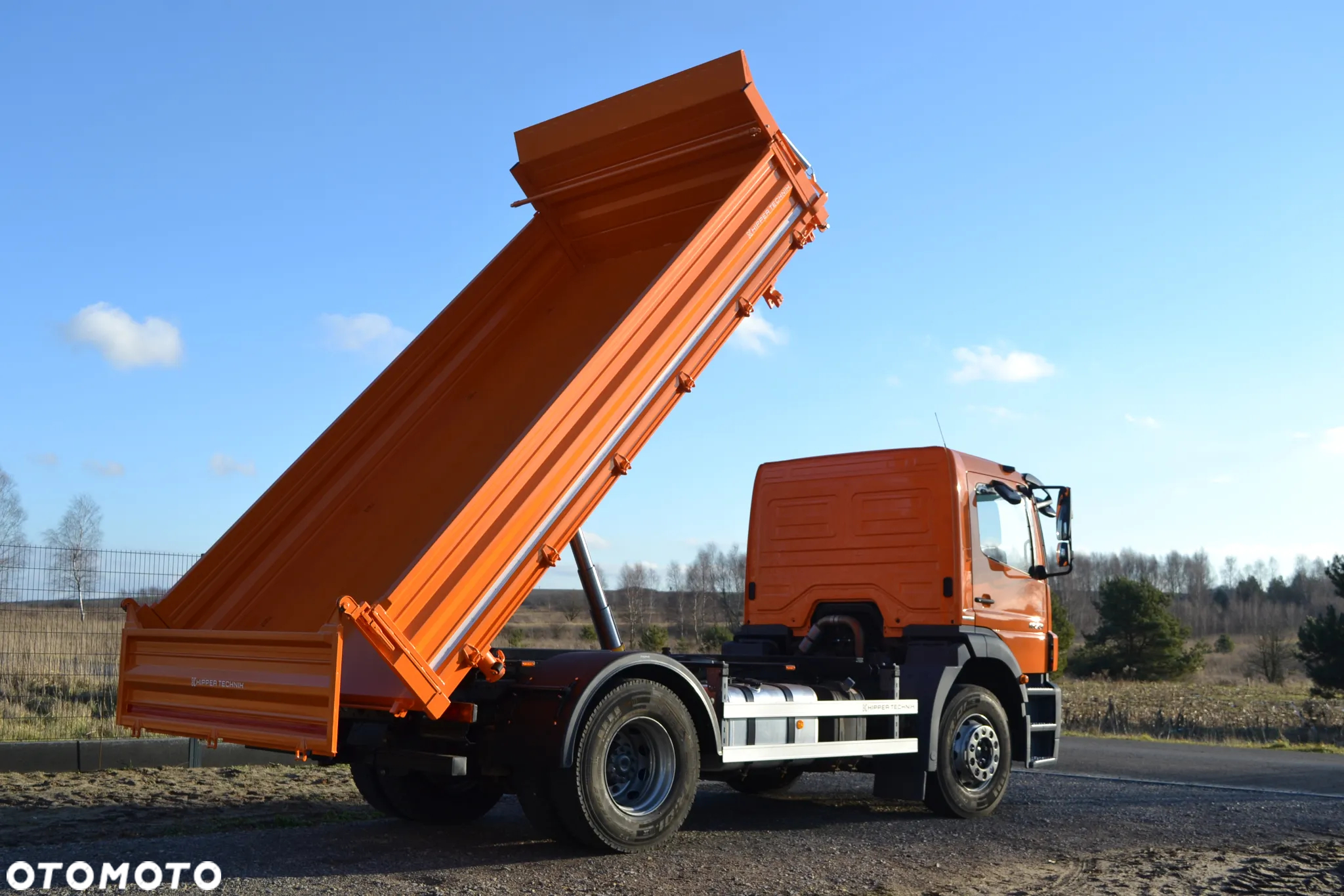 Mercedes-Benz Axor 1833 Nowy 3-stronny WYWROT Kiper WYWROTKA Antos 1829 Blokada mostu MANUAL Klima - 3
