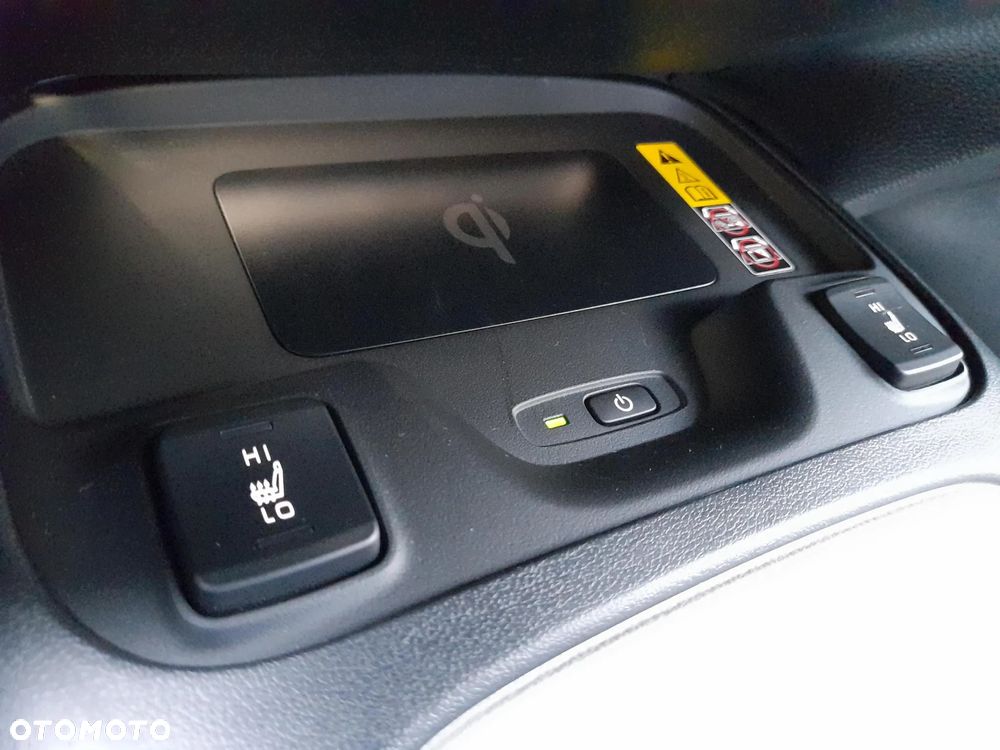 Toyota Corolla 1.8 Hybrid Style - 30