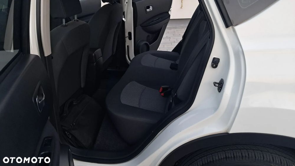 Nissan Qashqai 2.0 4x4 Acenta - 12
