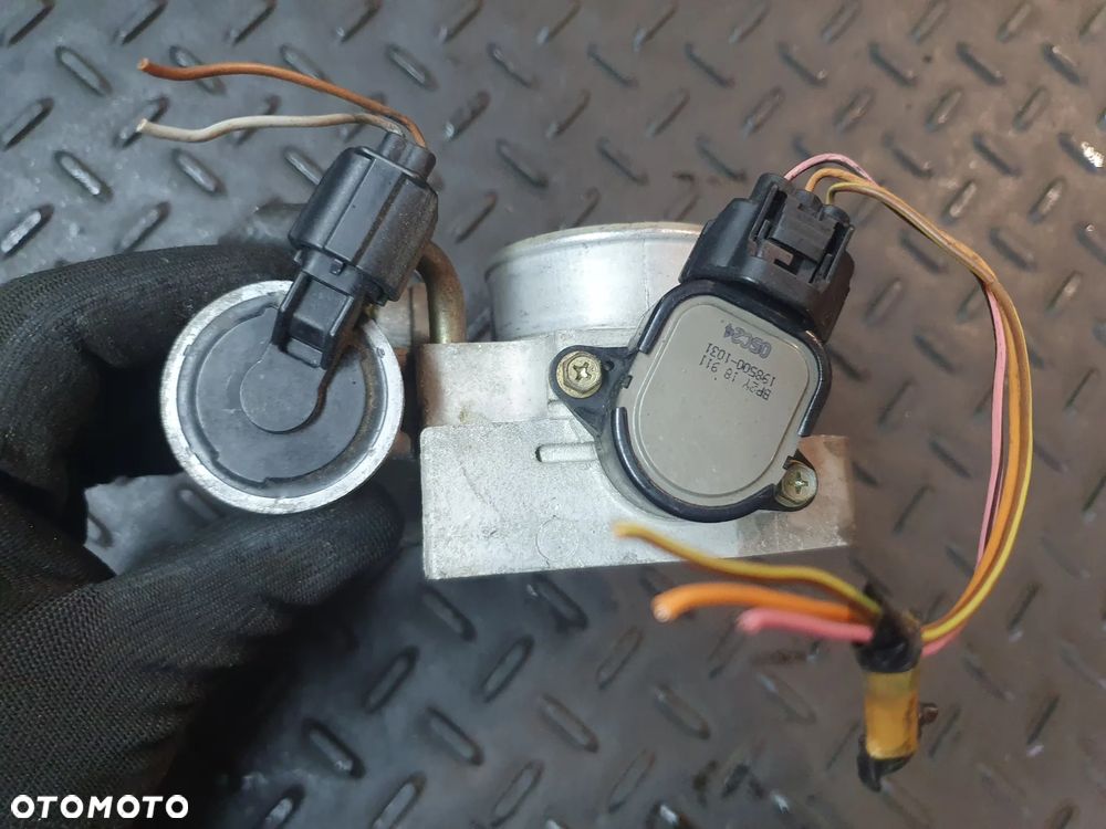 PRZEPUSTNICA ZM015580 MAZDA 323 BJ 1.6 16V 98 KM 00-03 + WTYCZKI INSTALACJA - 4