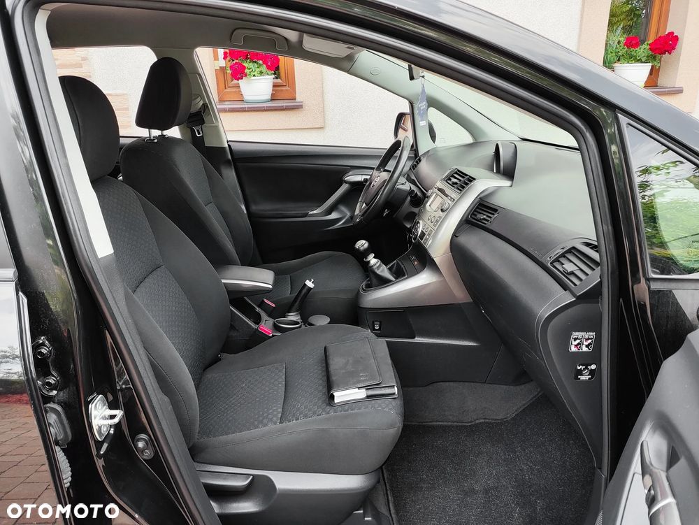 Toyota Verso 1.8 7-Sitzer Life - 20