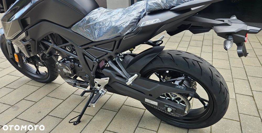 VOGE R125S - 2