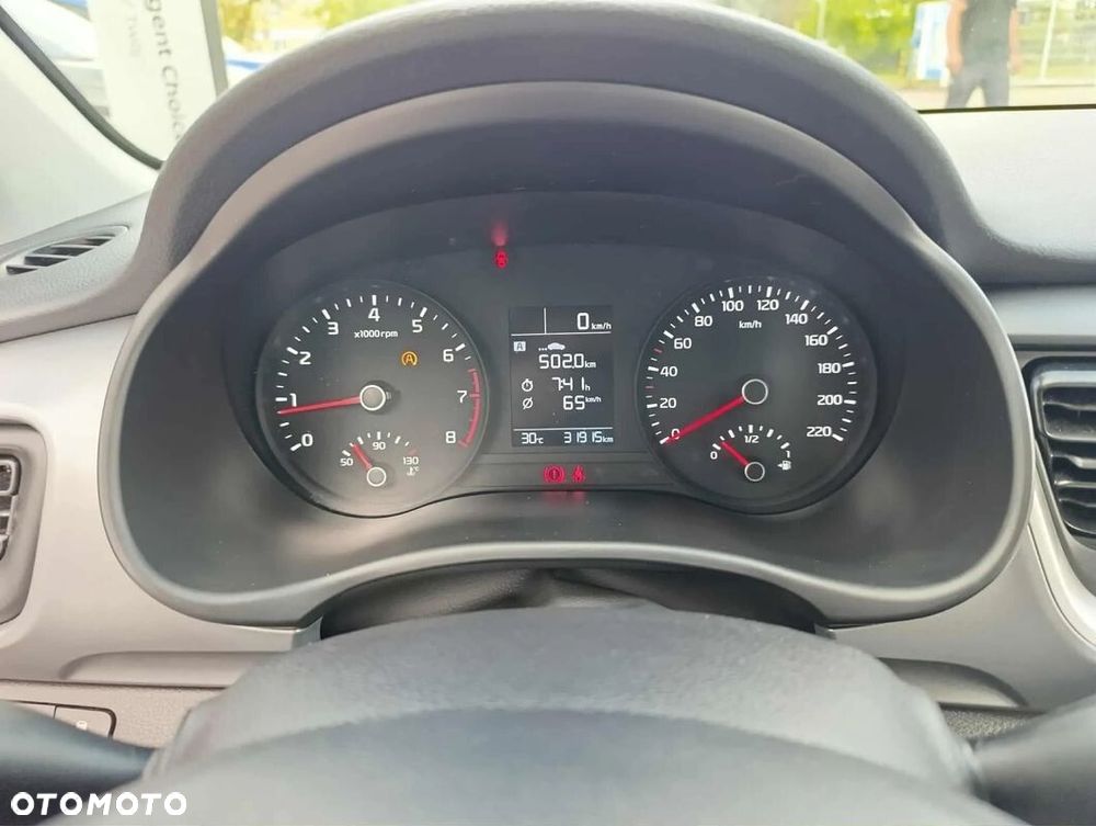 Kia Stonic 1.2 M - 7