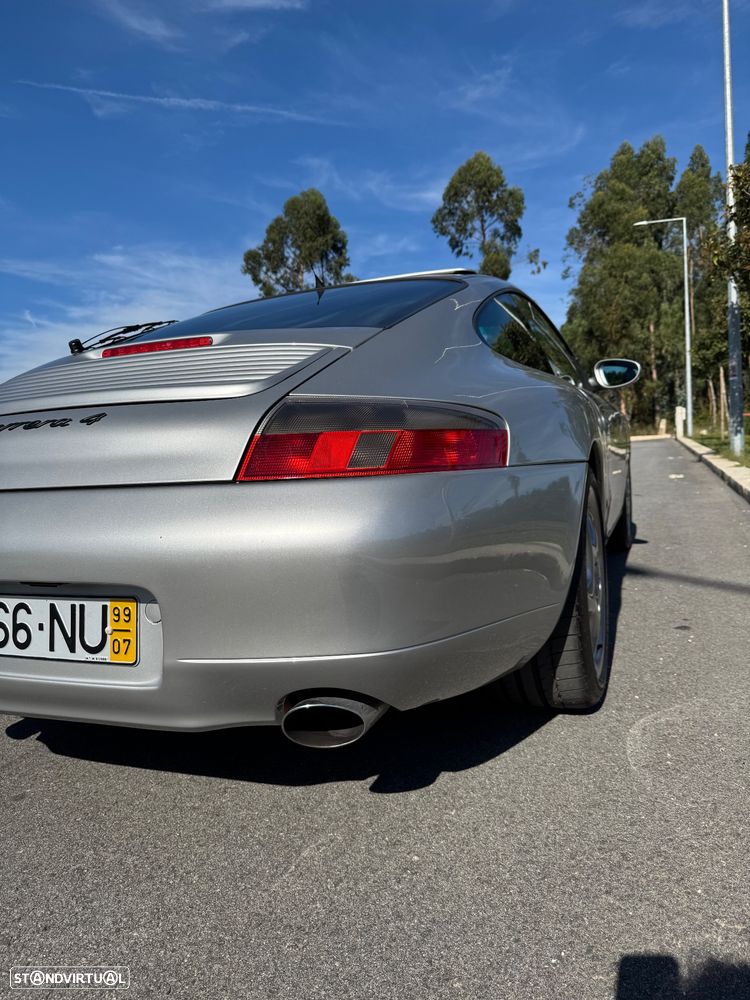 Porsche 911 (996) - 16